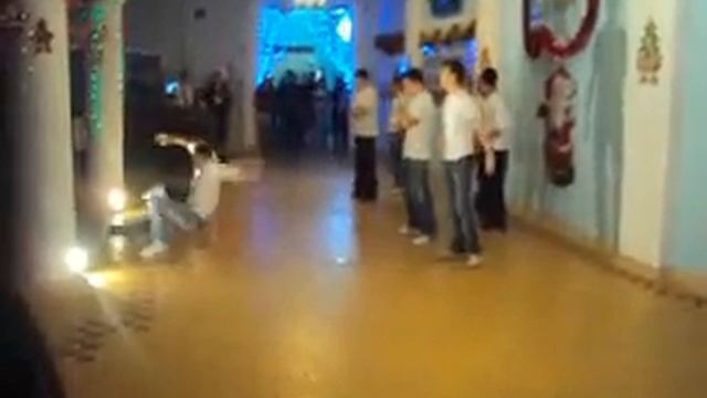 break dance Новый Год смотреть онлайн