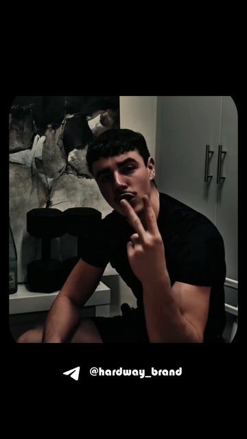 У мужчины есть... смотреть онлайн