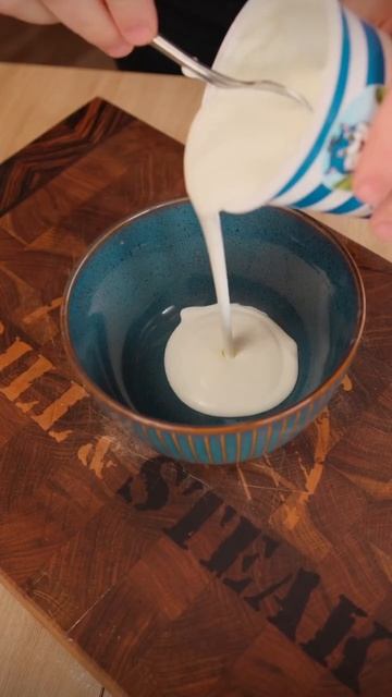 Крылышки в соусе баффало на пеллетном гриле ЕГЕР. Реце смотреть онлайн