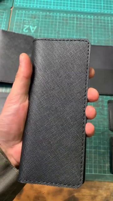 Кожа «икра» одна из тех, из которых шьют сумки Шанель. ?