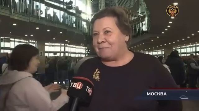 Семьи сотрудников московской полиции посетили представление в Большом Московском цирке смотреть онлайн