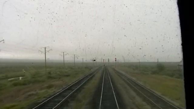 Юнь-Яга - Хановей (Воркута) из кабины 2ТЭ10В / Yun-Yaga - Khanovey (Vorkuta) (2TE10V, RZD) смотреть онлайн