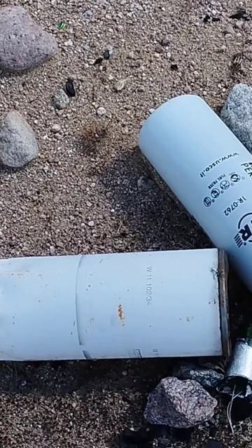 Мусор на острове в карьере #pigs #island #озеро #fish #рыбалка #? смотреть онлайн