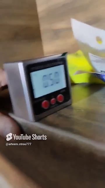 Бесплатный сыр в мышеловке 😁 #юмор #кирпич #мастер #то? смотреть онлайн