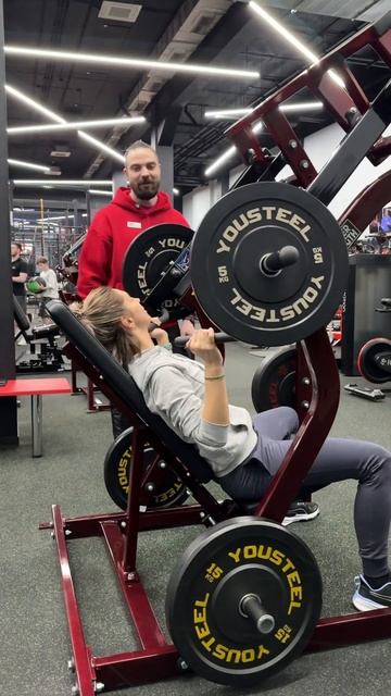 Зачем нужен армейский жим? #shorts #shortsvideo #shortsfitness #fitnessmotiva смотреть онлайн