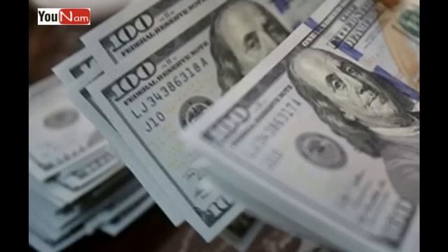 Россияне перестали верить в доллар