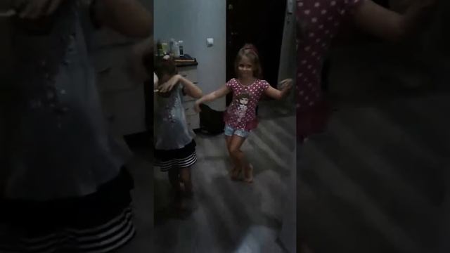 Танец подруг смотреть онлайн