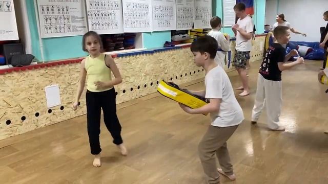 Тренировка 20 марта 2025 года. Киокусинкай карате в Климо смотреть онлайн