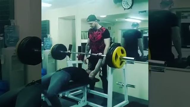 Стимул, тренажерный зал  - как накачать руки смотреть онлайн