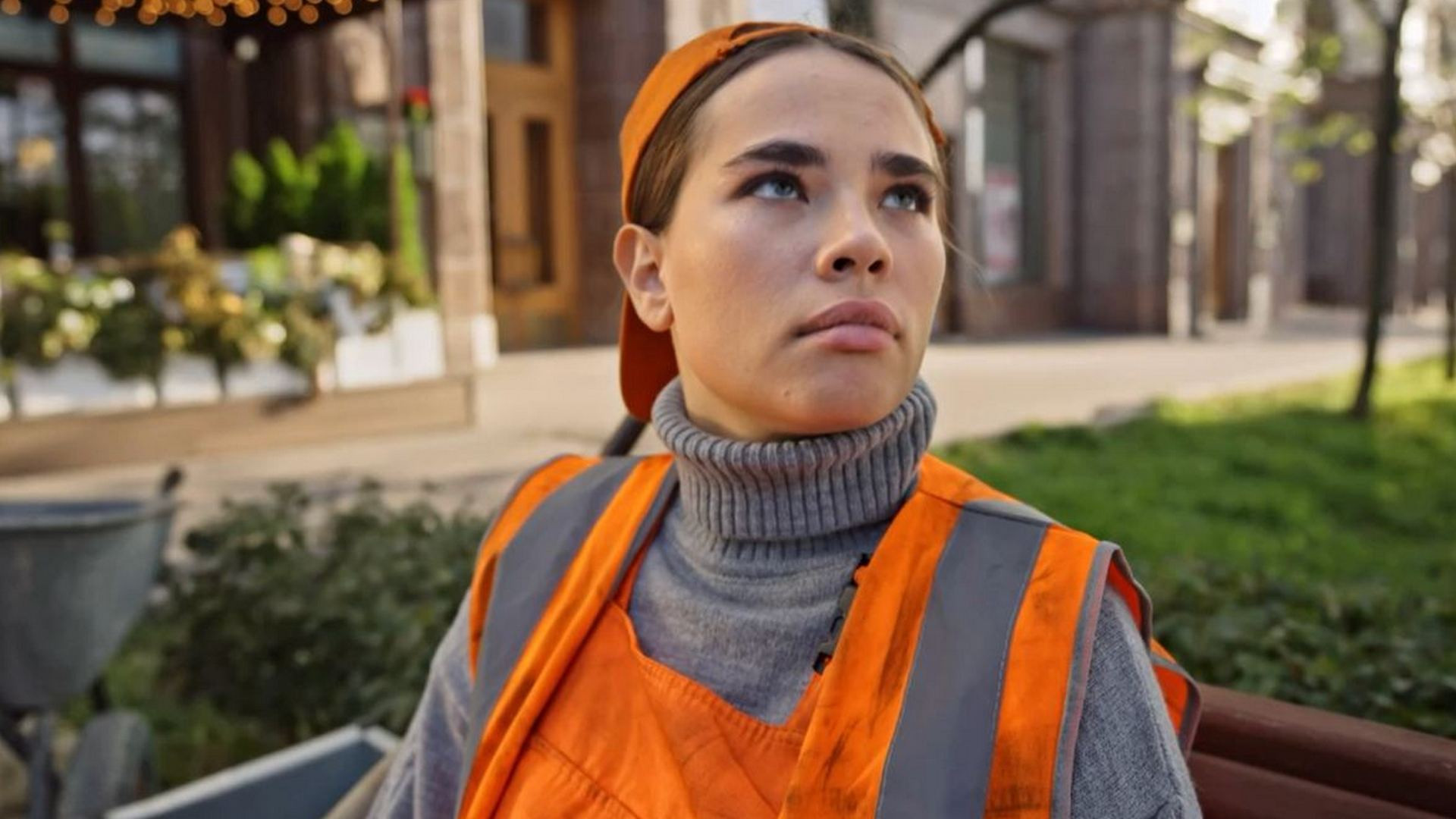 На работу!, 1 сезон, 1 выпуск смотреть онлайн