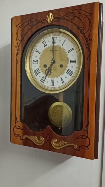 Настенные часы Янтарь с боем