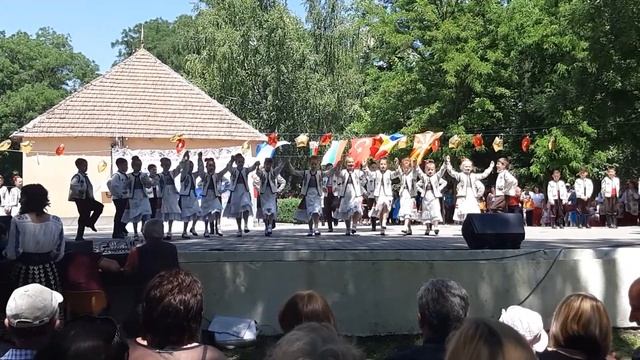 Образцовый ансамбль народного танца 