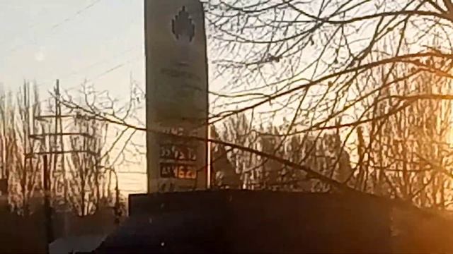 Обман на заправках Роснефти. Разница в цене по которой топливо продают выше чем на рекламных стойках смотреть онлайн