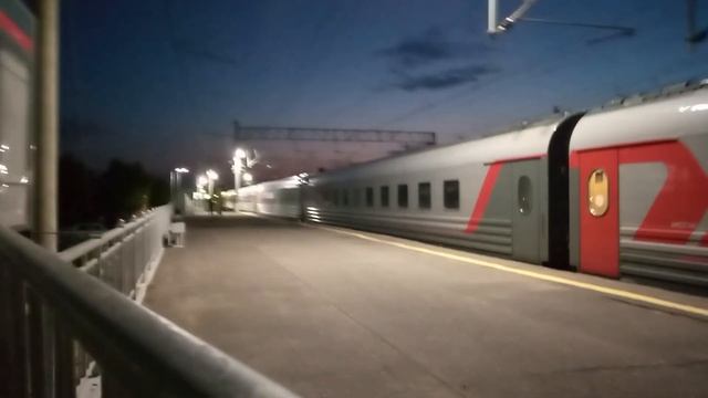 ЭП2К с поездом Мурманск Анапа смотреть онлайн
