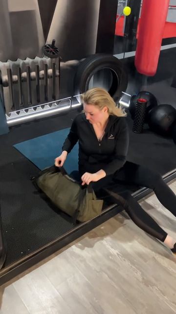 Ягодичный мостик смотреть онлайн