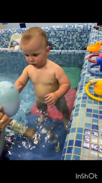 грудничковое плавание с Любовью. Деловой грудничок смотреть онлайн