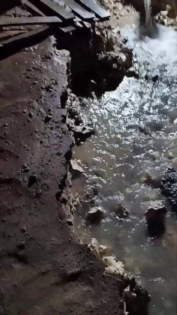 Откачка, дали воды с запасом)))