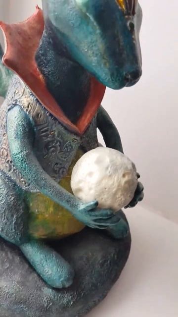 Дракон из папье-маше #art #craft #artandcraft #painting #handmade #artist #handmadeart #dragon смотреть онлайн