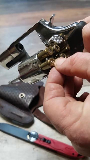 Револьвер Taurus LOM-13. Brazil смотреть онлайн