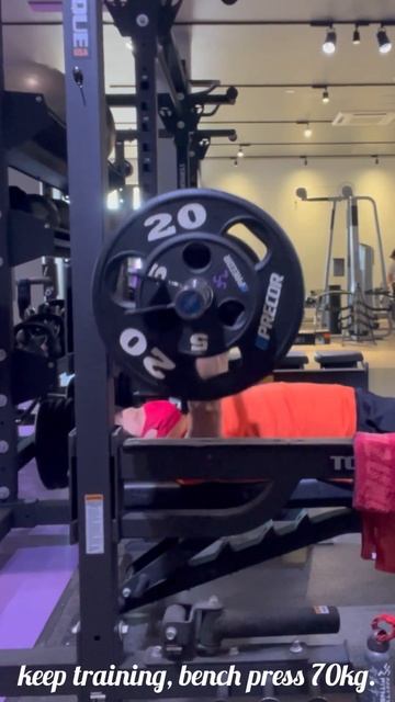 #bench press #жим лежа #벤치 프레스　#臥推#61歳#60歳以上#volleyballoffice_sunris смотреть онлайн