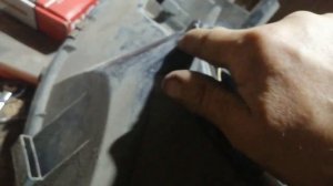 Патриот требует внимания, не горит ближний свет, левая