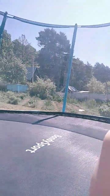 как научиться делать сальто на батуте