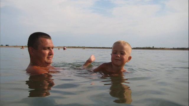 Куму 35 лет. смотреть онлайн