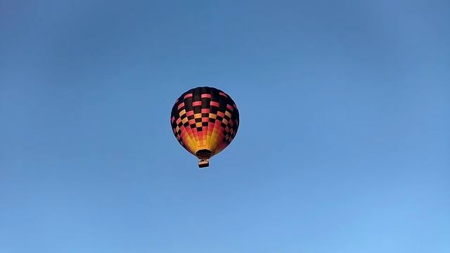 Как Запускали Воздушный Шар!(Мини Фильм). смотреть онлайн