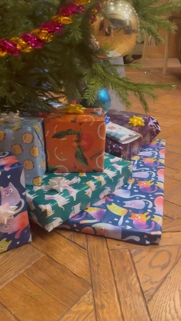 С новым годом. Пусть мечты сбываются и каждый последую смотреть онлайн