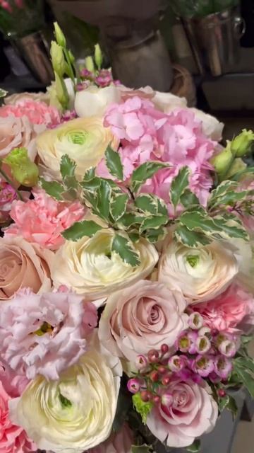 Подписывайся ! # цветы #8 марта #женщины смотреть онлайн