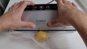 Вакууматор Caso VC10. Пакуємо лимон 🍋
