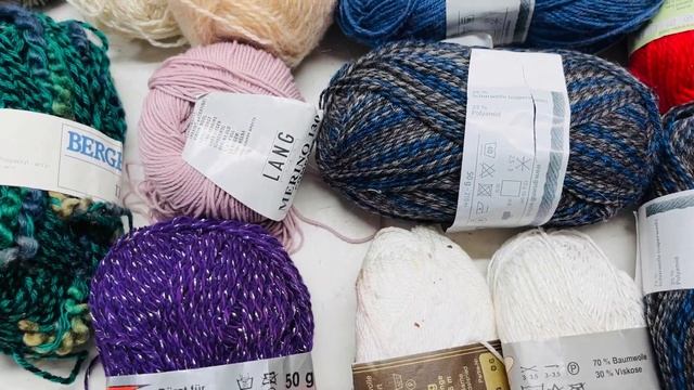 Мешок № 3280. Пряжа Австрия. Арт 3052. Вес 6,2 кг. Кол-во 107 шт. смотреть онлайн