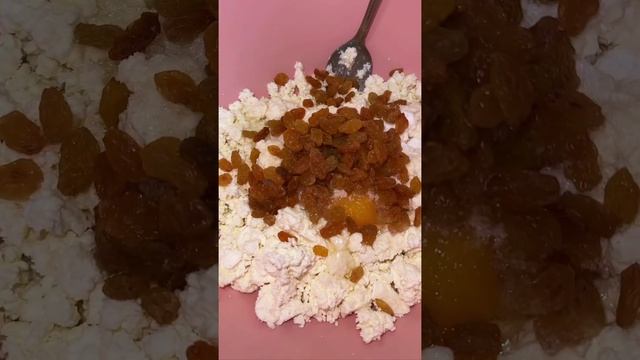 Рецепт сырников из нашего творога смотреть онлайн