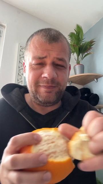 Апельсины 3-его размера #апельсины #цитрусовые #большо? смотреть онлайн