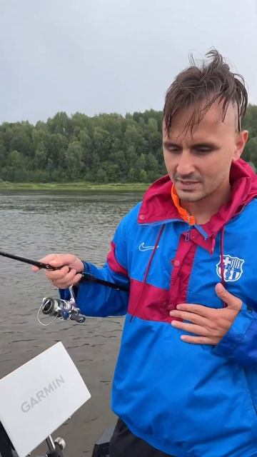 Эмоции от первой щучки, которую сам поймал на спиннинг смотреть онлайн