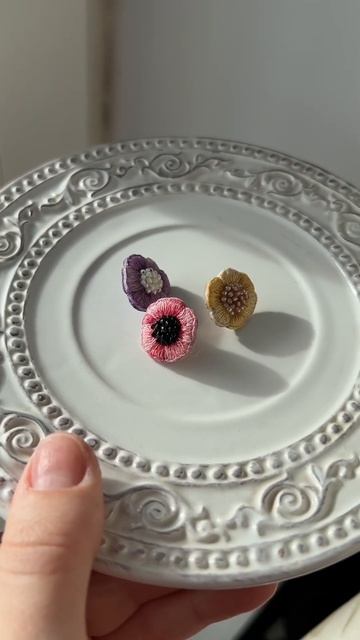 Поговорим про стоимость изделий? #рукоделие #брошь #вы? смотреть онлайн