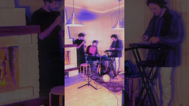 Стекловата - новый год (cover) #music #shortvideo #short #cover #reels #crypto #p смотреть онлайн