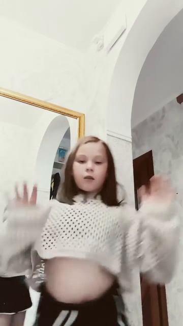 если будет муж, ему куплю ролексы и сумку, и кольцо. смотреть онлайн