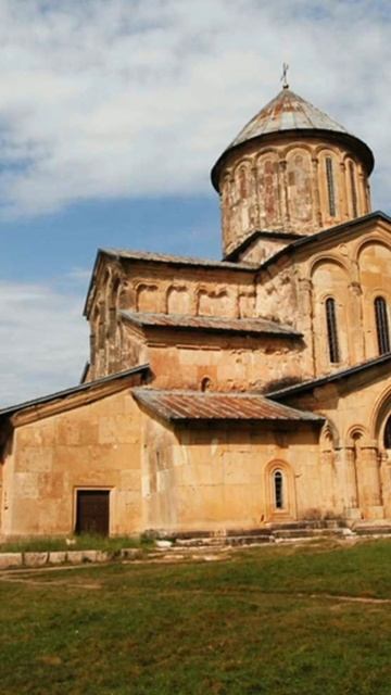 Что посмотреть в Кутаиси? #обзоргорода #горы #travel #кута смотреть онлайн