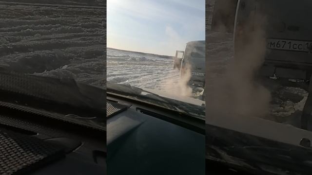 Якутск. Река Лена-она такая... #travel #shortsvideo#short смотреть онлайн