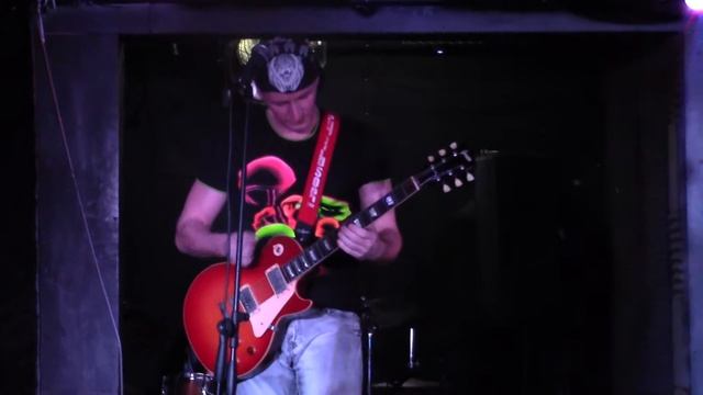 "Так же, как я" - Звуковой Барьер смотреть онлайн