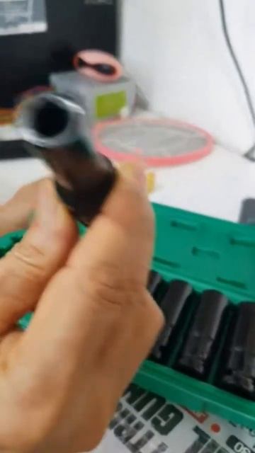 Отвертка каждого размера #youtube #russia #tools #diy #viral #shorts #feedsho смотреть онлайн