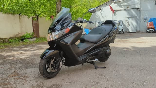 Скутер Suzuki Skywave 400 (120SB5) 2005 г.в смотреть онлайн