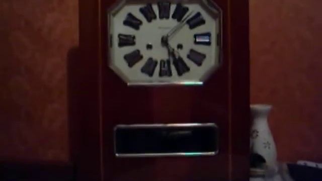 Продам старинные часы Янтарь с боем (ДЁШЕВО !!!) смотреть онлайн