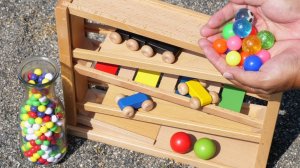 ДЕТСКИЕ ГОРКИ ДЛЯ МАШИНОК И ШАРИКОВ ДЛЯ ДЕТЕЙ КАТАЕМ ШАРИКИ ВИДЕО ДЛЯ ДЕТЕЙ КАНАЛ ИГРАЛКИ-ЗАЛИПАЛКИ