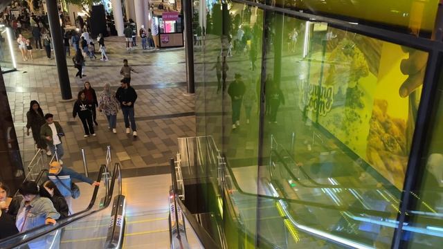 Дубай 🇦🇪 [4К] Вечерняя прогулка 🔥🔥🔥 смотреть онлайн