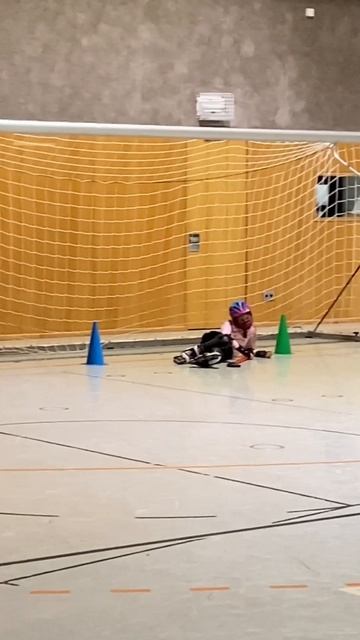 Ева на воротах  игрок Level 80 #inlineskatekids #inlineskate #inline #sportkinds #ролики