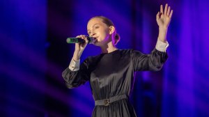 Виктория СТАРИКОВА - Нежность  (А. Пахмутова , С. Гребенников и Н. Добронравов)