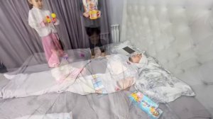 ПАПА БӨПЕЕЕЕ БОЛЫП КЕТТІ🍼  ЖАСМИН МЕН ТОМИКОШ В ШОКЕЕ