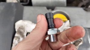 Датчик давления масла Опель Сигнум Вектра